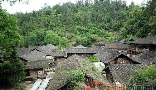 重庆酉阳县城建实业债权资产01(重庆市酉阳县建筑公司)