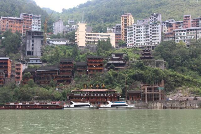 重庆酉阳城建债权资产项目(重庆酉州建筑有限责任公司融资)